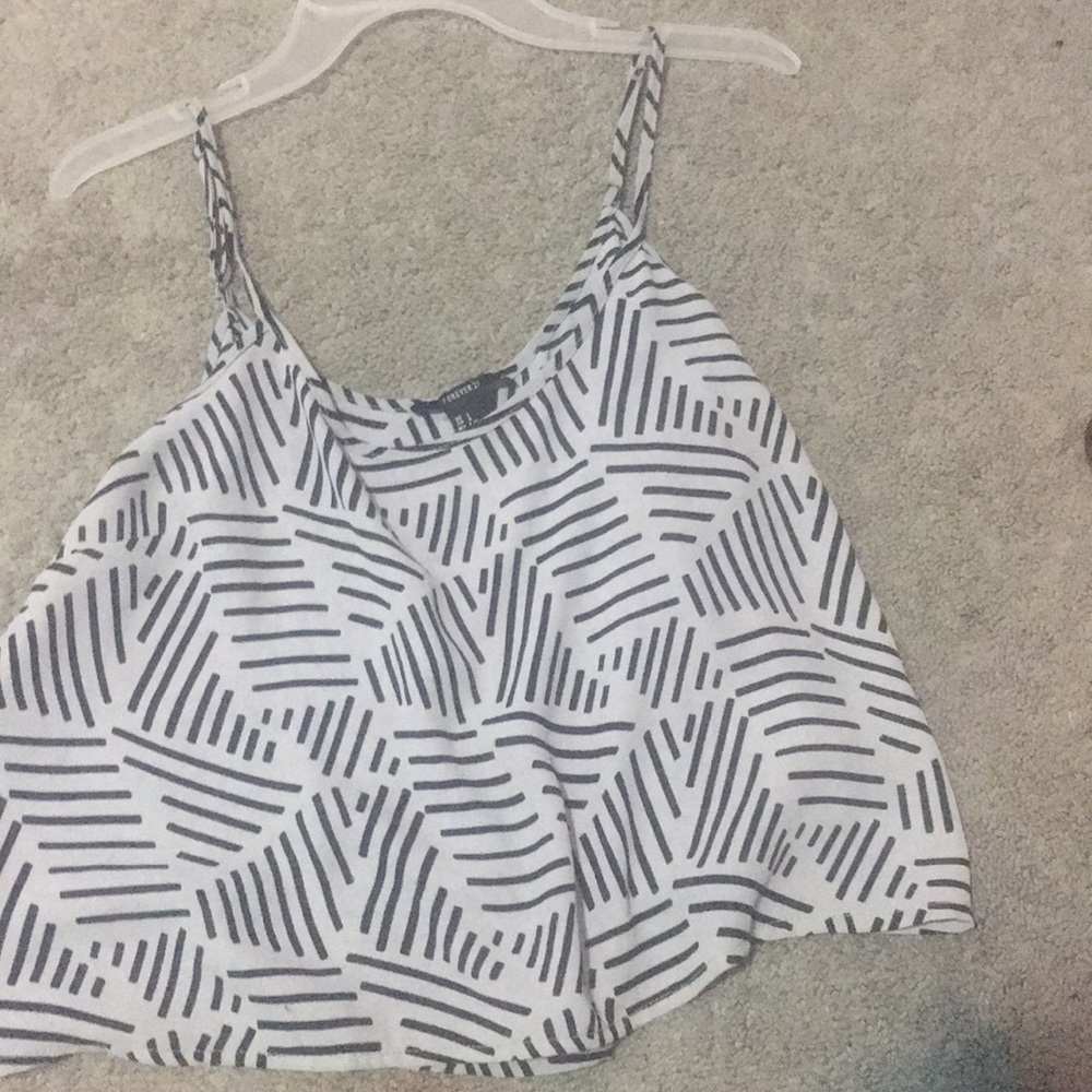 Cropped flowy tank